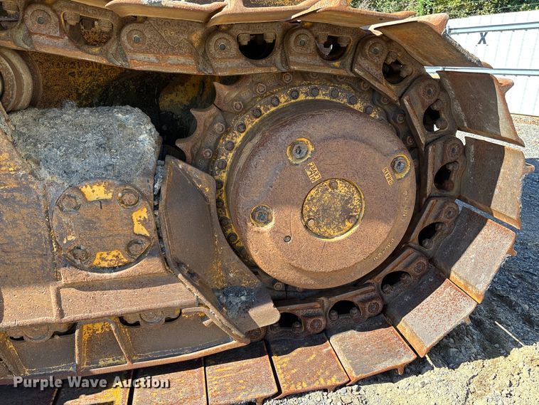 image for item YA1284 2006 Komatsu D65EX-15E0 dozer