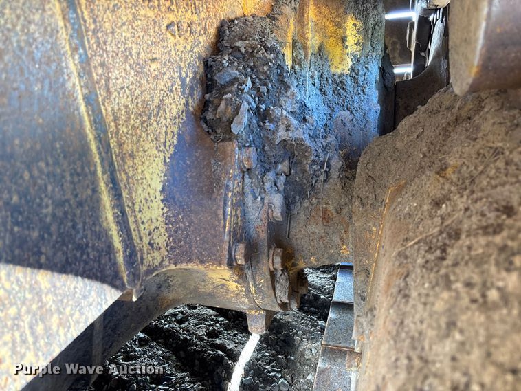 image for item YA1284 2006 Komatsu D65EX-15E0 dozer