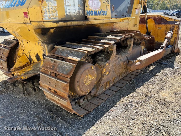 image for item YA1284 2006 Komatsu D65EX-15E0 dozer