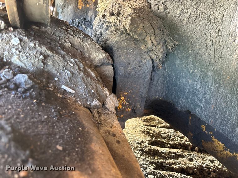 image for item YA1284 2006 Komatsu D65EX-15E0 dozer