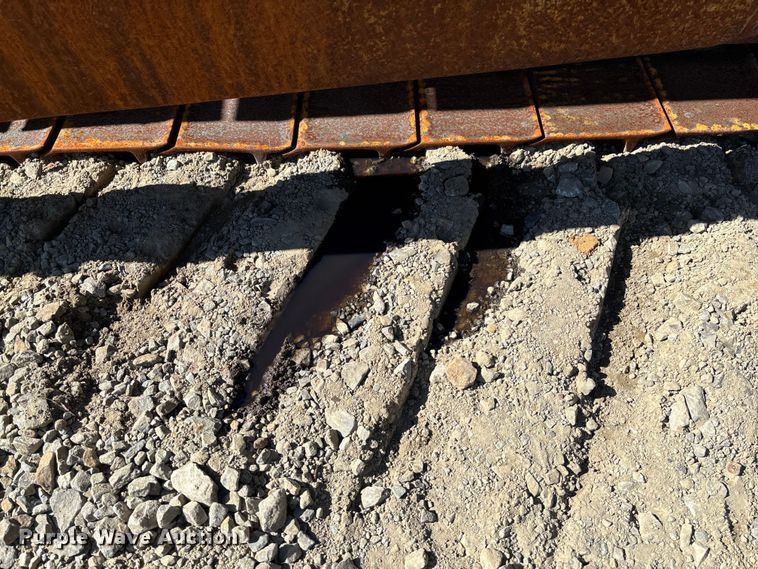 image for item YA1284 2006 Komatsu D65EX-15E0 dozer