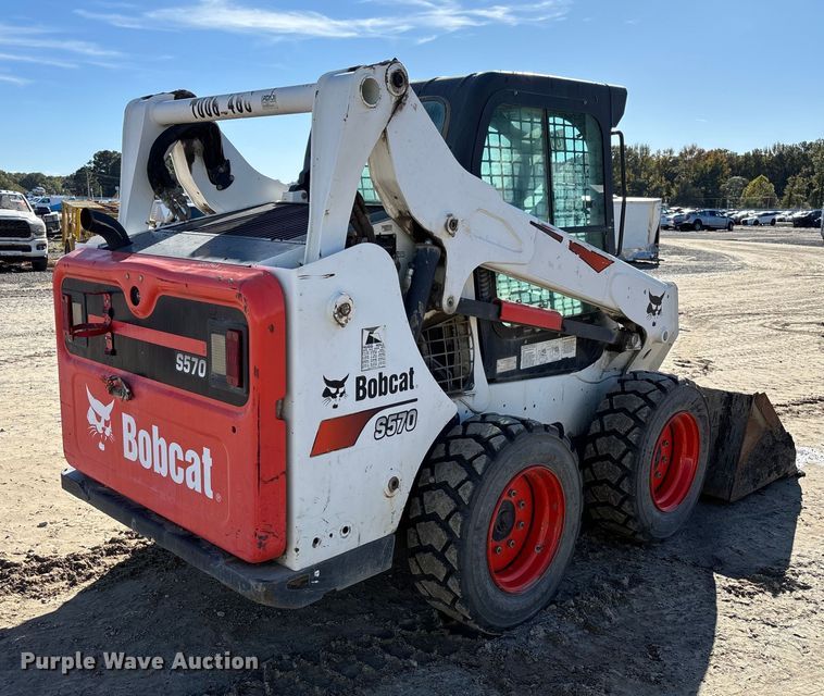 MINI CARGADOR SOBRE RUEDAS 2017 BOBCAT S570