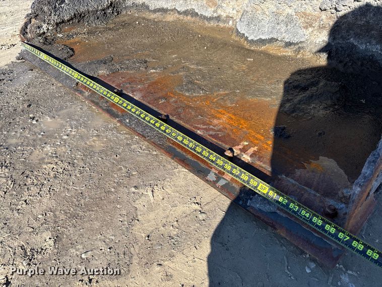 image for item YA1285 2017 Bobcat S570 skid steer loader