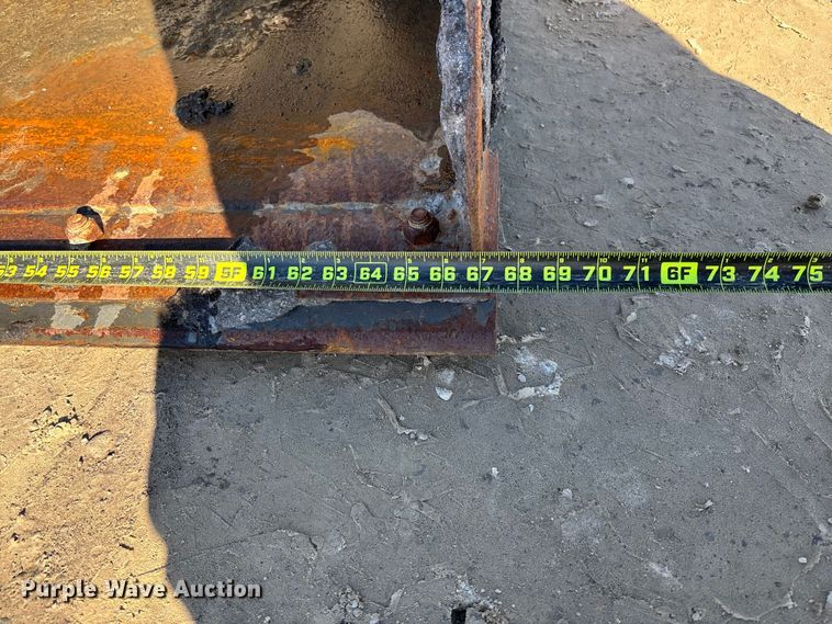 image for item YA1285 2017 Bobcat S570 skid steer loader