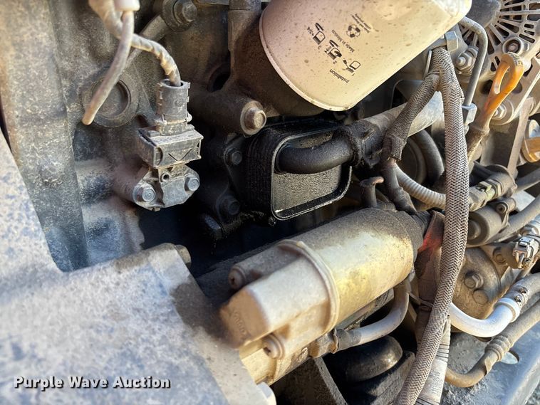 image for item YA1285 2017 Bobcat S570 skid steer loader