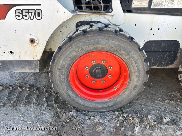 image for item YA1285 2017 Bobcat S570 skid steer loader