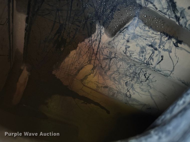 image for item YA1286 2016 Caterpillar CB54B double drum vibratory roller