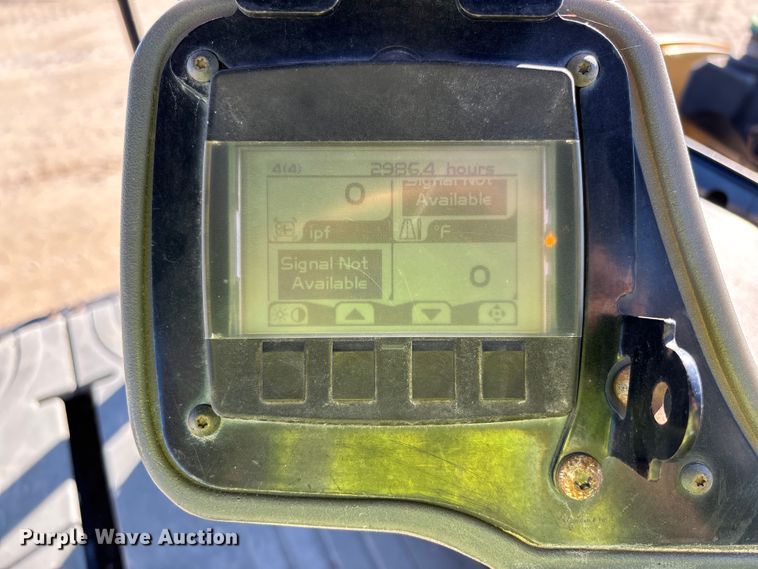 image for item YA1286 2016 Caterpillar CB54B double drum vibratory roller