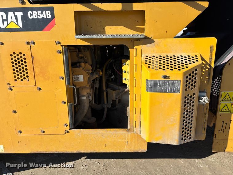 image for item YA1286 2016 Caterpillar CB54B double drum vibratory roller