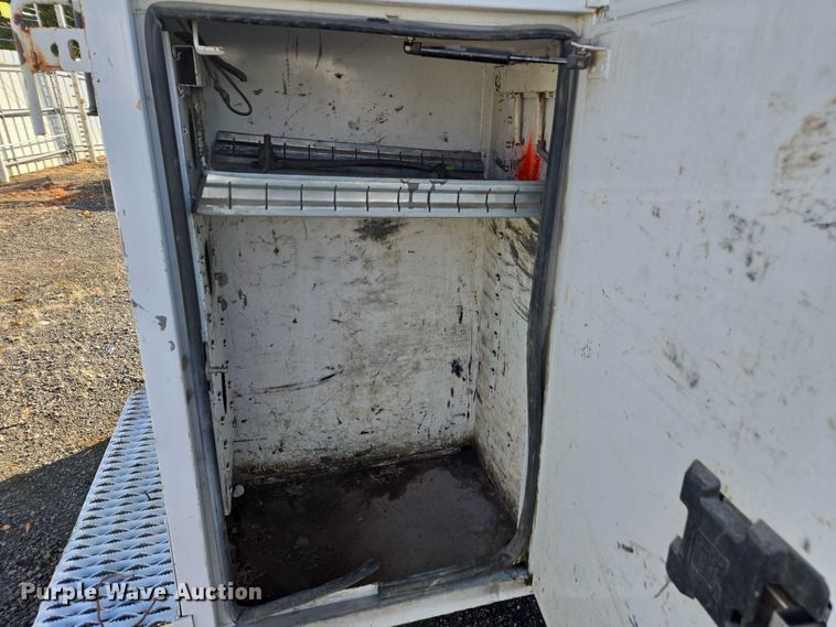 image for item YA1294 2015 Ford F450 Super Duty Crew Cab utility / service truck