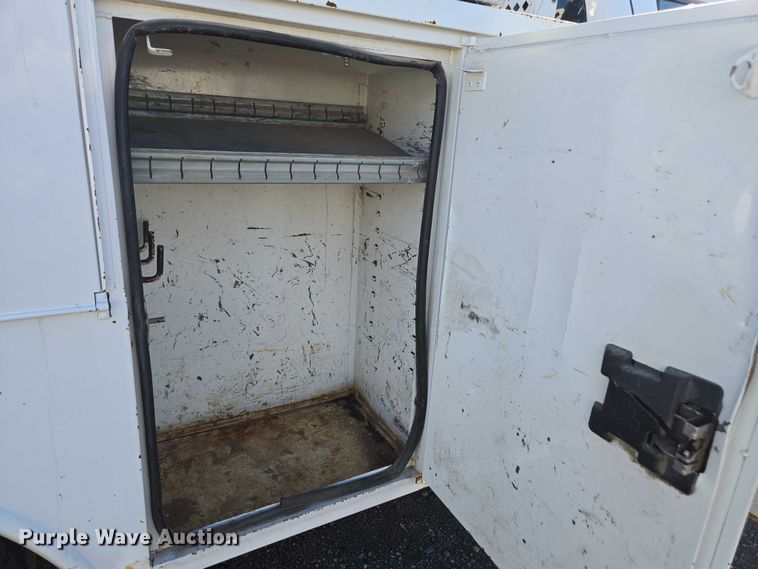 image for item YA1294 2015 Ford F450 Super Duty Crew Cab utility / service truck