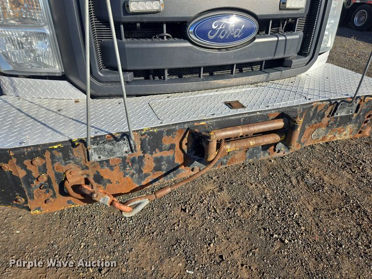 image for item YA1294 2015 Ford F450 Super Duty Crew Cab utility / service truck