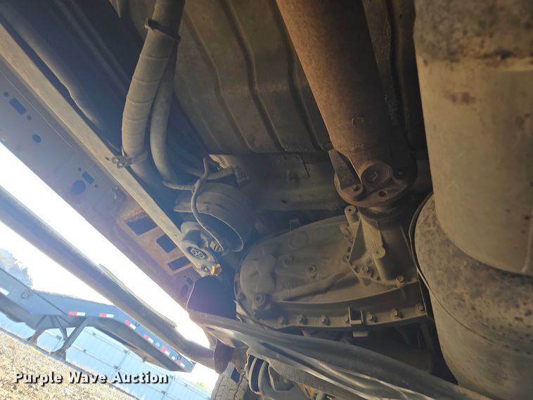 image for item YA1294 2015 Ford F450 Super Duty Crew Cab utility / service truck