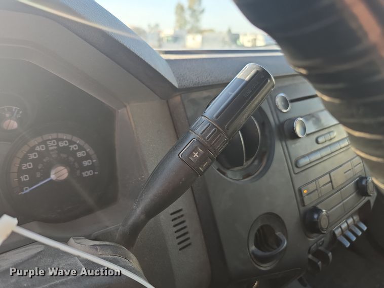 image for item YA1294 2015 Ford F450 Super Duty Crew Cab utility / service truck