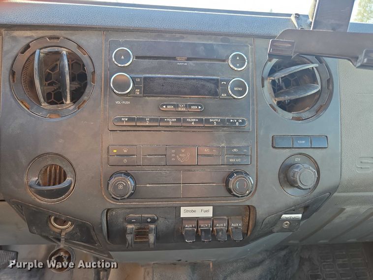 image for item YA1294 2015 Ford F450 Super Duty Crew Cab utility / service truck