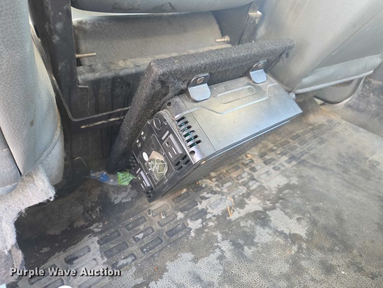 image for item YA1294 2015 Ford F450 Super Duty Crew Cab utility / service truck