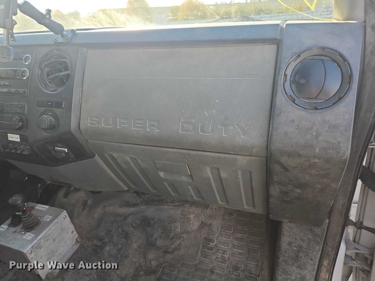 image for item YA1294 2015 Ford F450 Super Duty Crew Cab utility / service truck