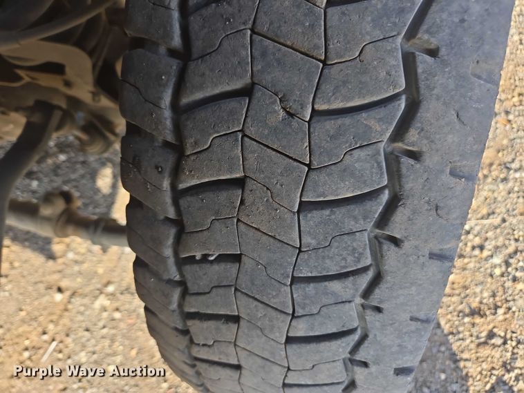 image for item YA1294 2015 Ford F450 Super Duty Crew Cab utility / service truck