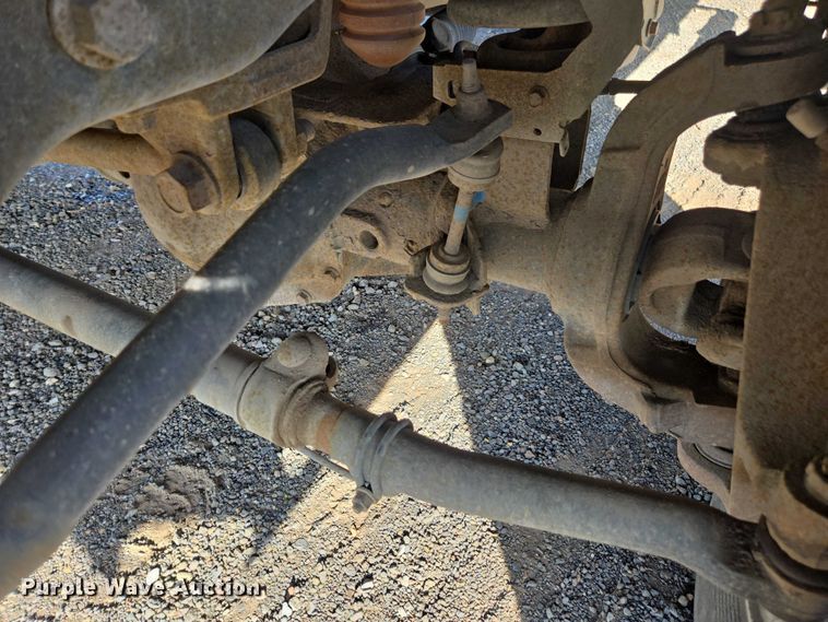 image for item YA1294 2015 Ford F450 Super Duty Crew Cab utility / service truck