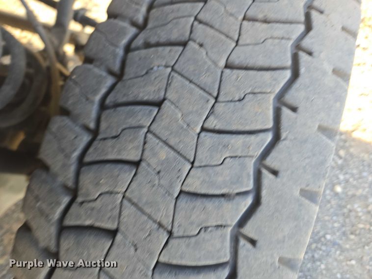 image for item YA1294 2015 Ford F450 Super Duty Crew Cab utility / service truck