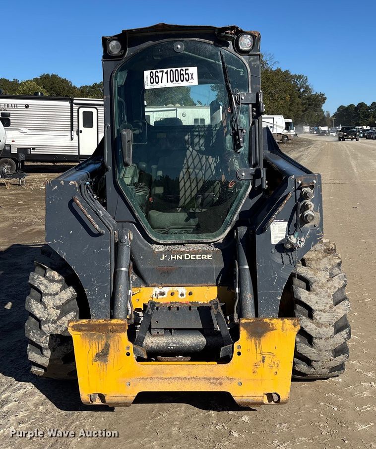 MINI CARGADOR SOBRE RUEDAS 2021 JOHN DEERE 320G