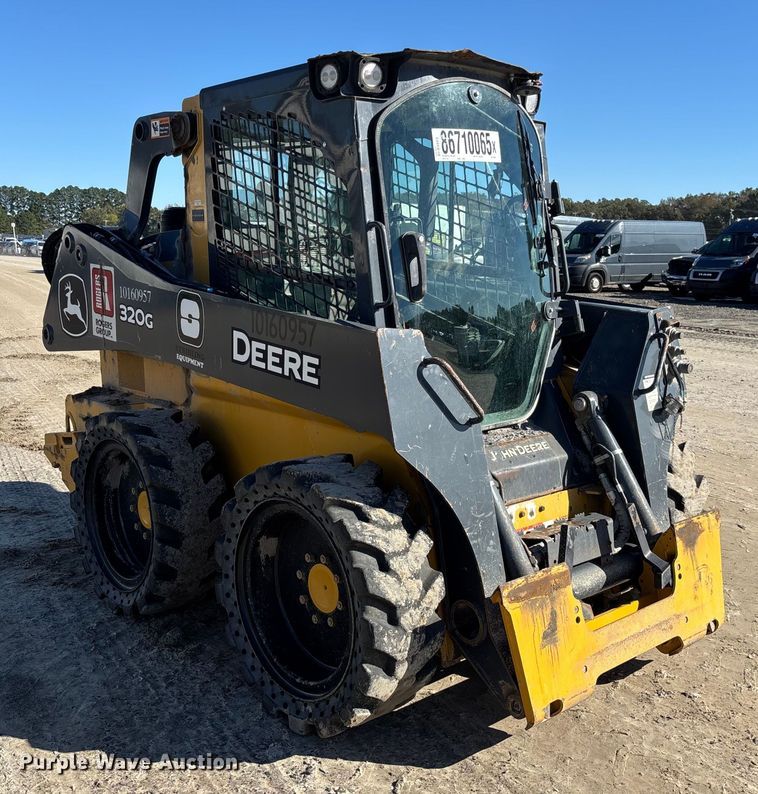 MINI CARGADOR SOBRE RUEDAS 2021 JOHN DEERE 320G