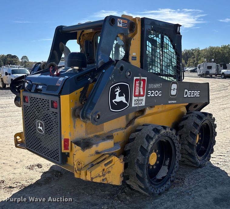 MINI CARGADOR SOBRE RUEDAS 2021 JOHN DEERE 320G