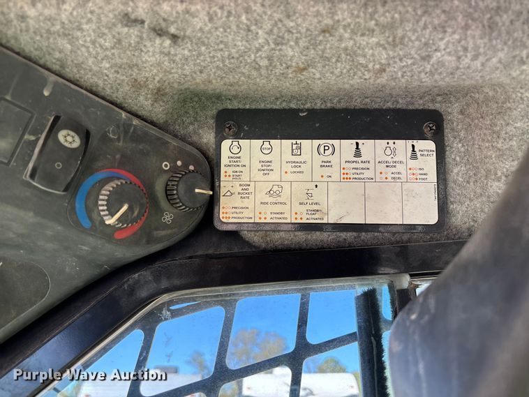 image for item YA1306 2021 John Deere 320G skid steer loader