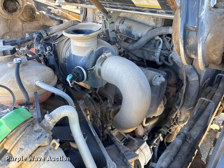 image for item YA1306 2021 John Deere 320G skid steer loader