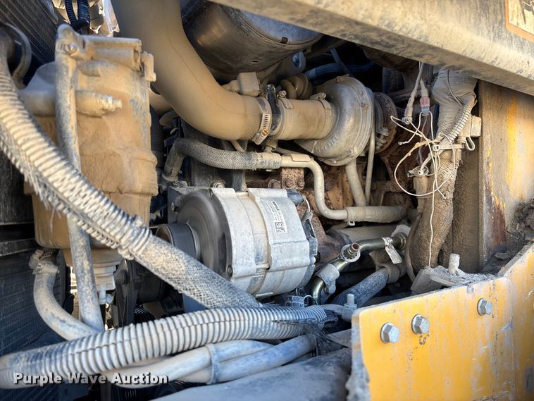 image for item YA1306 2021 John Deere 320G skid steer loader