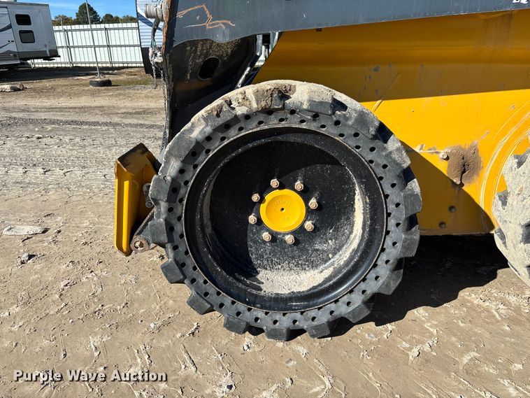 image for item YA1306 2021 John Deere 320G skid steer loader