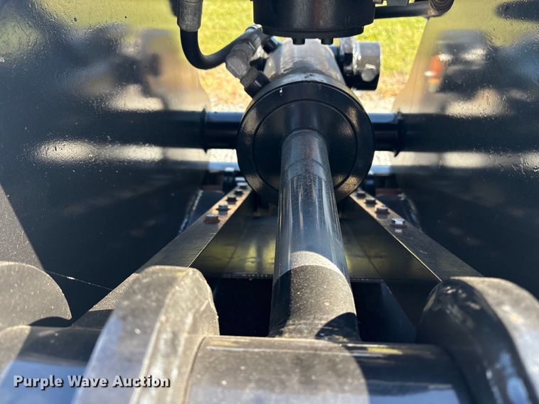 image for item YA1334 Builtrite excavator grapple