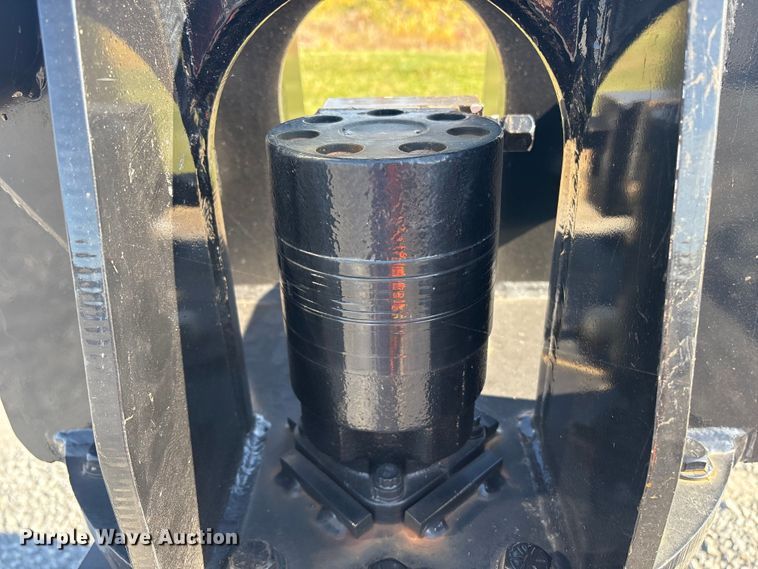 image for item YA1334 Builtrite excavator grapple