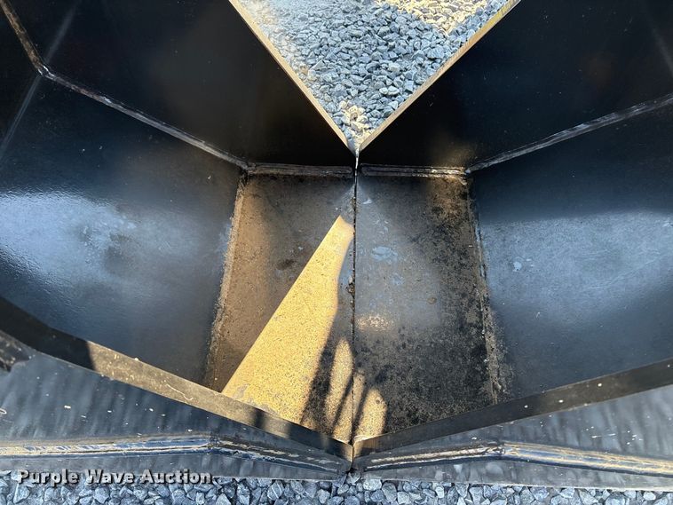 image for item YA1334 Builtrite excavator grapple