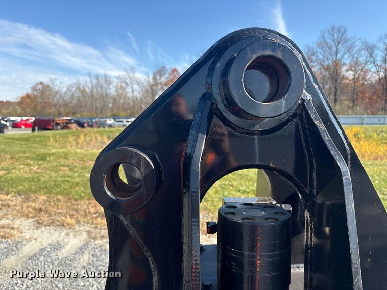 image for item YA1334 Builtrite excavator grapple