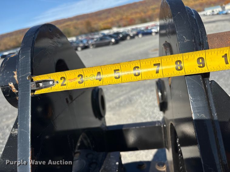 image for item YA1334 Builtrite excavator grapple