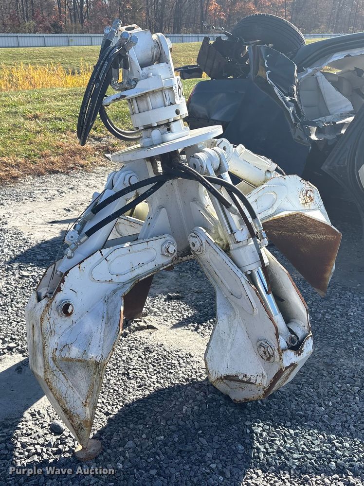 image for item YA1335 Builtrite excavator grapple