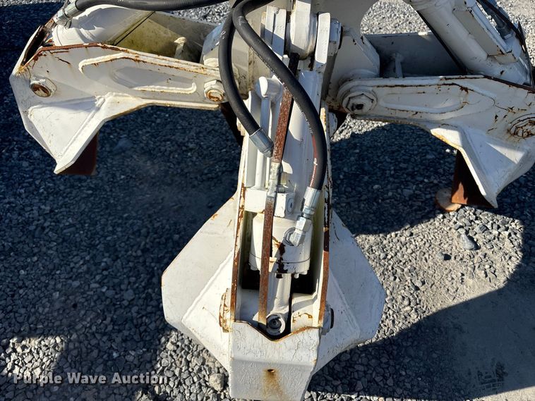 image for item YA1335 Builtrite excavator grapple