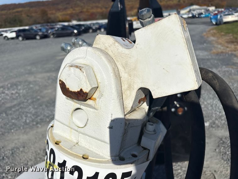 image for item YA1335 Builtrite excavator grapple