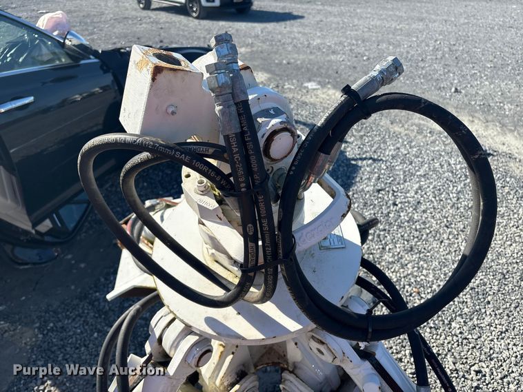 image for item YA1335 Builtrite excavator grapple