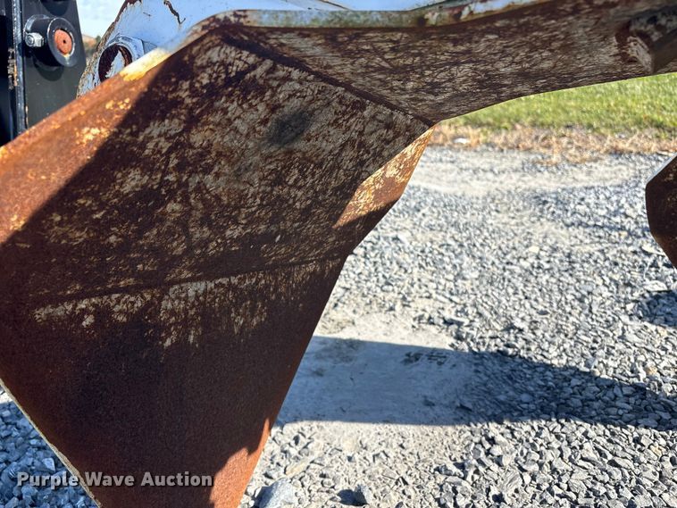 image for item YA1335 Builtrite excavator grapple