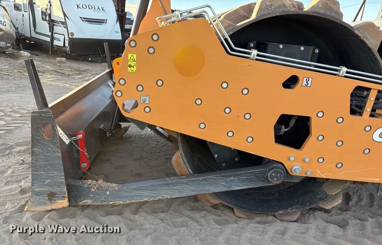 image for item YA1342 2020 Case SV211E single drum vibratory roller