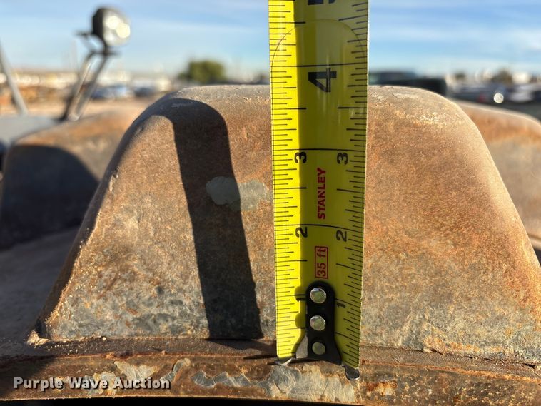 image for item YA1342 2020 Case SV211E single drum vibratory roller