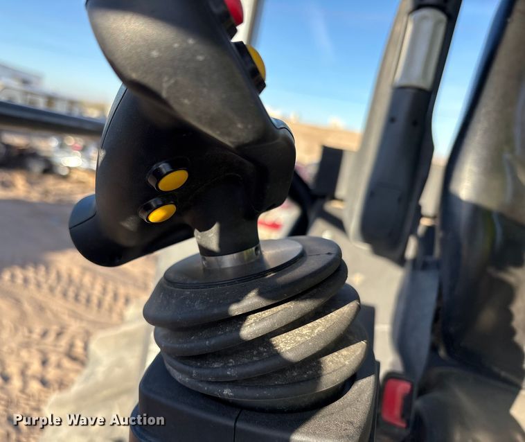 image for item YA1342 2020 Case SV211E single drum vibratory roller