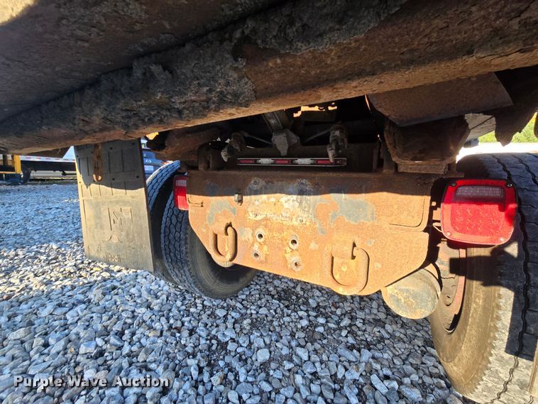 image for item YA1351 1994 Kenworth T800 dump truck