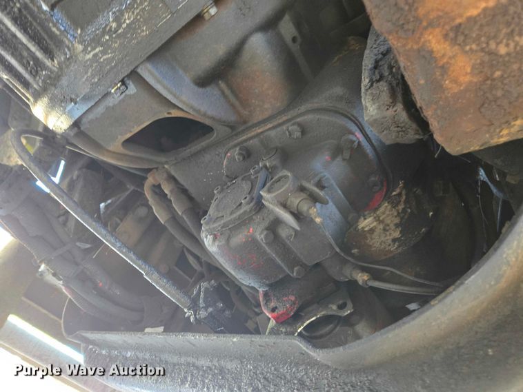 image for item YA1351 1994 Kenworth T800 dump truck