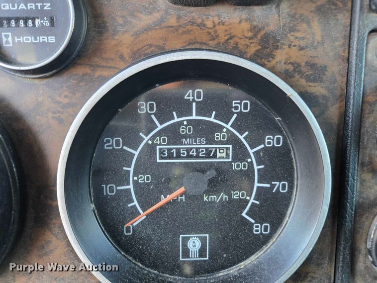 image for item YA1351 1994 Kenworth T800 dump truck