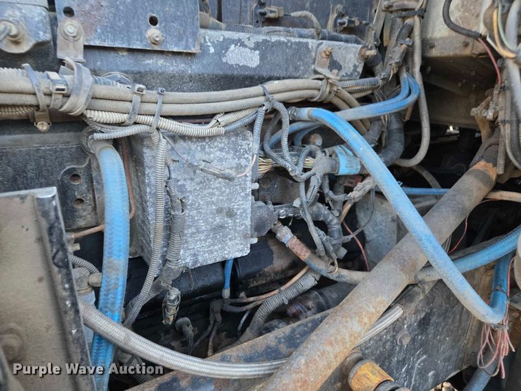 image for item YA1351 1994 Kenworth T800 dump truck