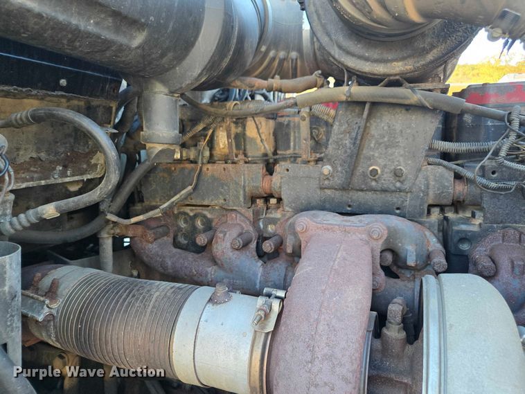 image for item YA1351 1994 Kenworth T800 dump truck