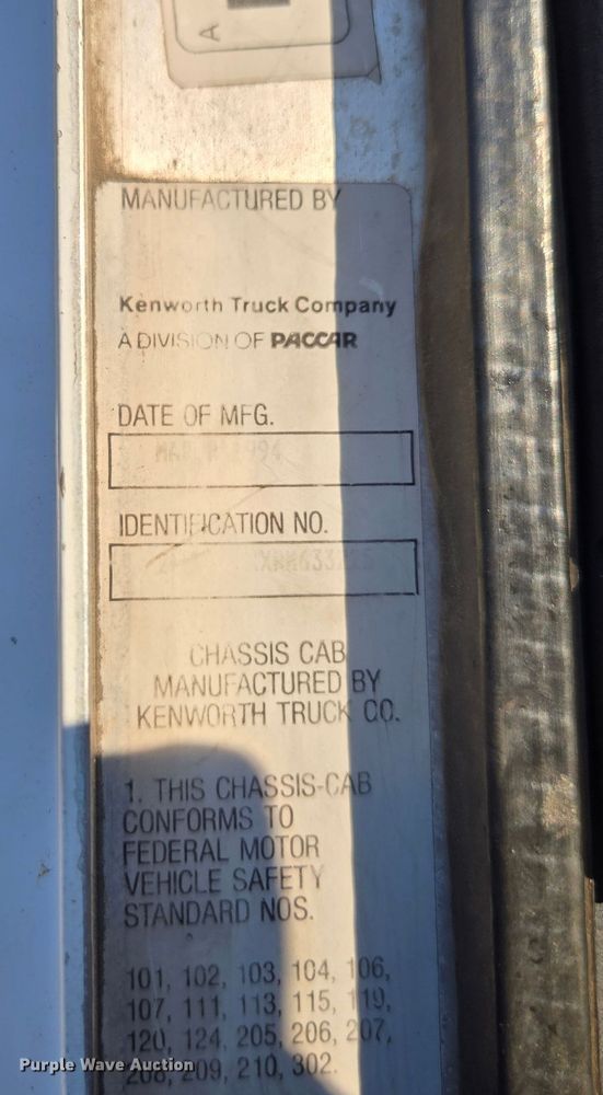 image for item YA1351 1994 Kenworth T800 dump truck